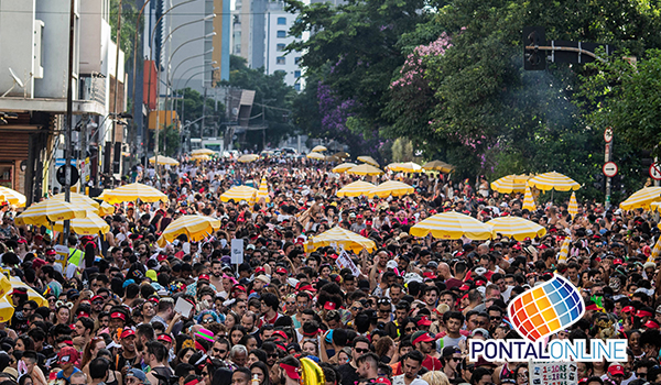 Mais de 400 pessoas são detidas durante pré-carnaval em SP; folia levou multidão às ruas da cidade