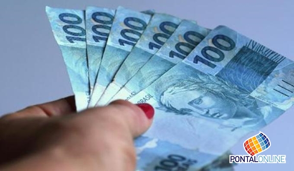 Senado aprova projeto que prevê R$ 600 mensais a trabalhadores informais