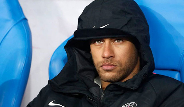 Após fracasso, Neymar lamenta, diz que 