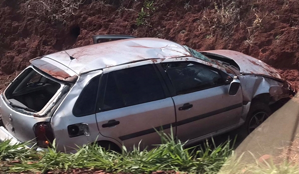 Seis pessoas, entre elas, um recém-nascido, ficam feridas em acidente na rodovia que liga Frutal a Pirajuba