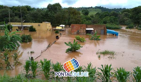 PM e bombeiros do Triângulo e Alto Paranaíba recebem doações para vítimas da chuva