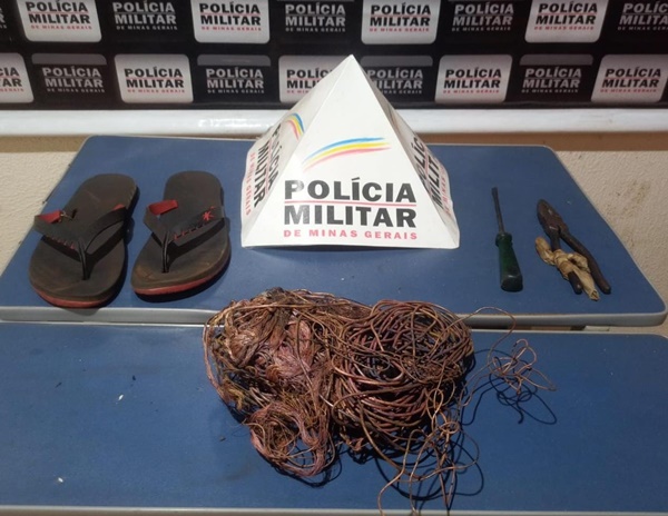 SUSPEITO DE FURTAR FIAÇÃO ELÉTRICA É PRESO EM FLAGRANTE PELA POLÍCIA MILITAR