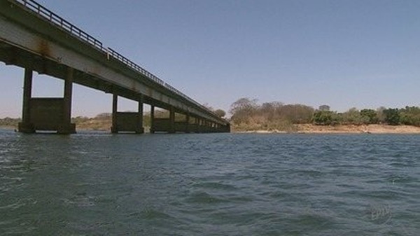 HOMEM DE 44 ANOS É ENCONTRADO SEM VIDA NO RIO GRANDE EM PLANURA