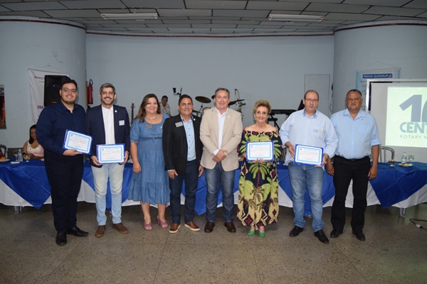 VEREADORES PRESTIGIAM EVENTO EM COMEMORAÇÃO AOS 100 ANOS DA INSTALAÇÃO DA FUNDAÇÃO ROTÁRIA NO BRASIL 