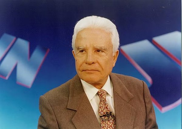 MORRE O JORNALISTA CID MOREIRA, UM DOS ROSTOS MAIS ICÔNICOS DA TELEVISÃO BRASILEIRA, AOS 97 ANOS