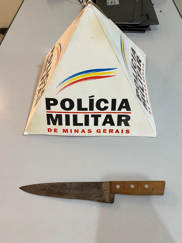 PORTE ILEGAL DE ARMA BRANCA 