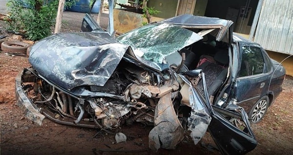 MOTORISTA QUE COLIDIU COM POSTE NÃO RESISTE A FERIMENTOS E MORRE NO HOSPITAL DE CLÍNICAS DA UFTM EM UBERABA